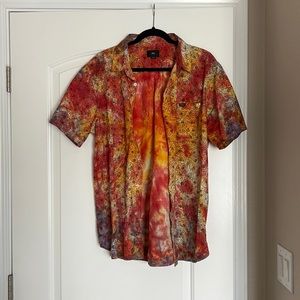 Men’s size large obey button up shirt